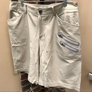 Lululemon shorts - Sz 38